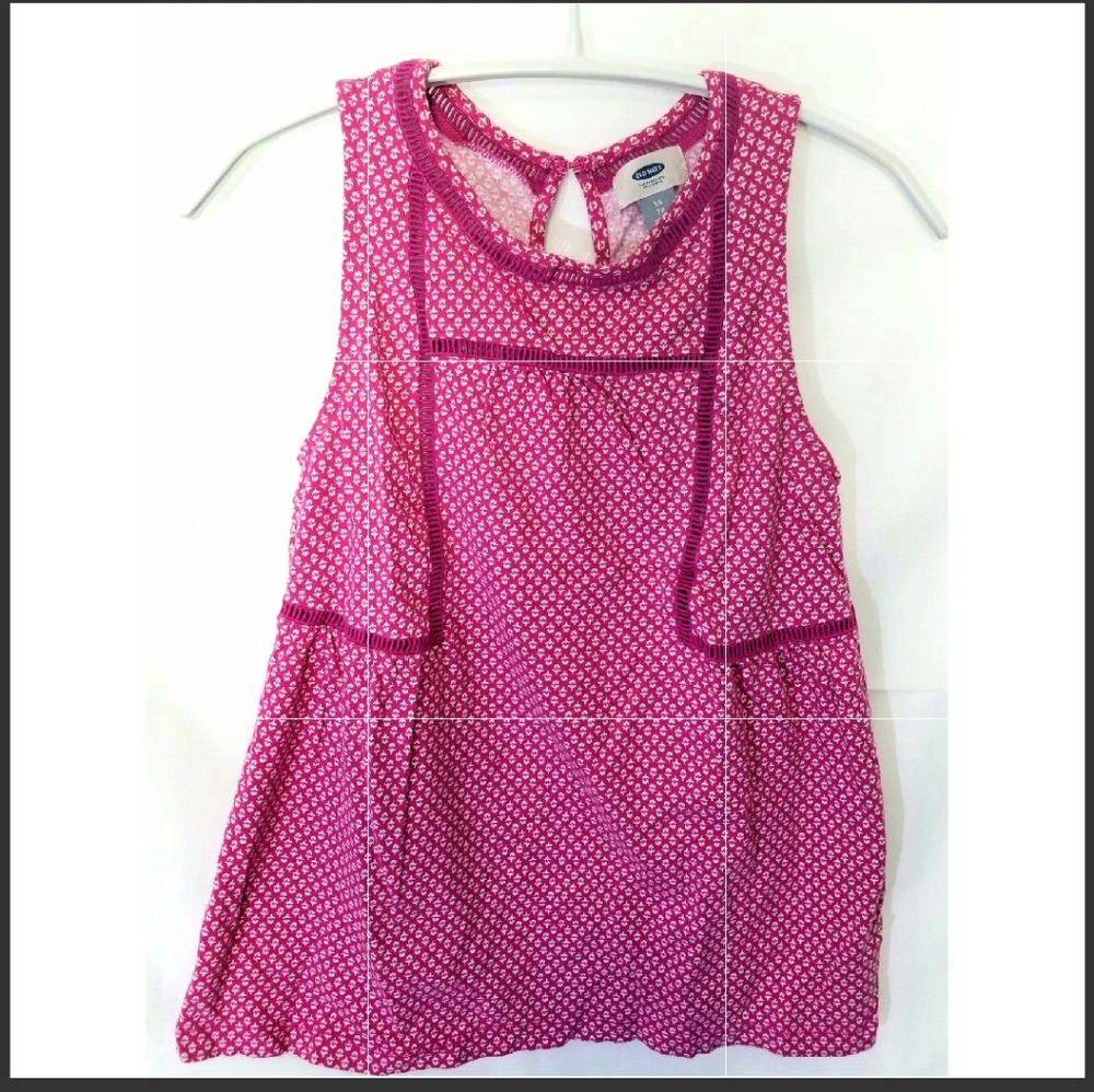 Sleeveless top